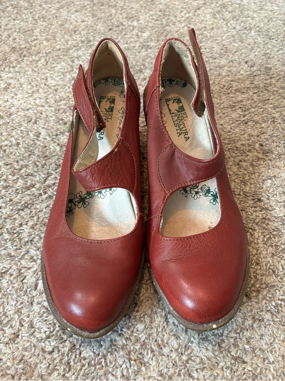 El Naturalista Mary Jane wedge heels